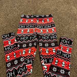 No Boundaries Black and Red Penguin Print Leggings